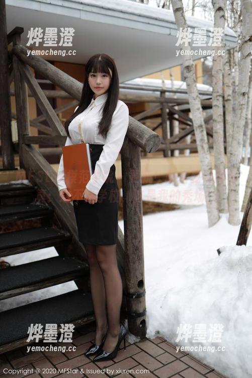 MFStar模范学院 - 更新！陈怡曼校服写真：这不是学校，这是我的秀场！
