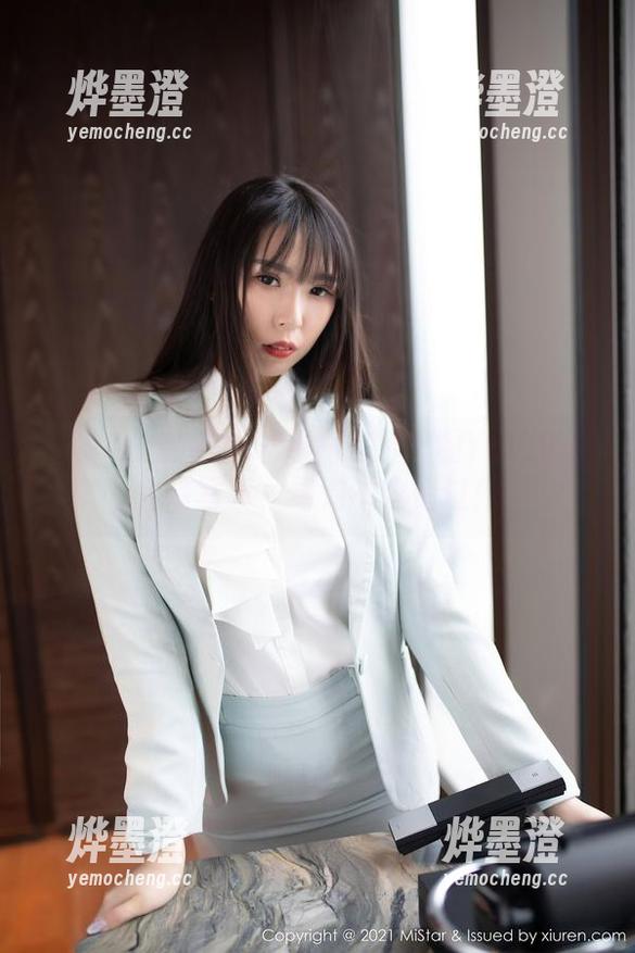 MiStar魅妍社 - 福利来了！丽Yovi的职业装写真，绝对不容错过！