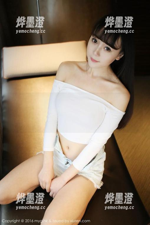 MyGirl美媛馆 - 看媛媛酱belle在瑜伽垫上演绎‘我其实在做伸展操’的真实故事。