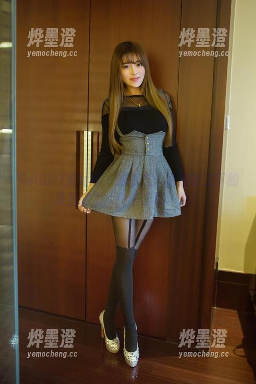 TuiGirl推女郎 - 冯雨芝：高跟鞋之下的美图资源，快来猎取一波！