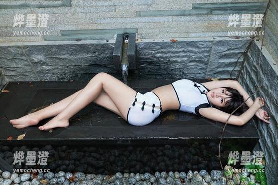 TuiGirl推女郎 - 修女也要追赶潮流，李七喜的私拍资源，把一切都拍得天衣无缝！
