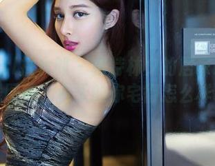 TuiGirl推女郎 – 模特林夕的居家乐趣：在线图集，今天的你宅得怎么样了？