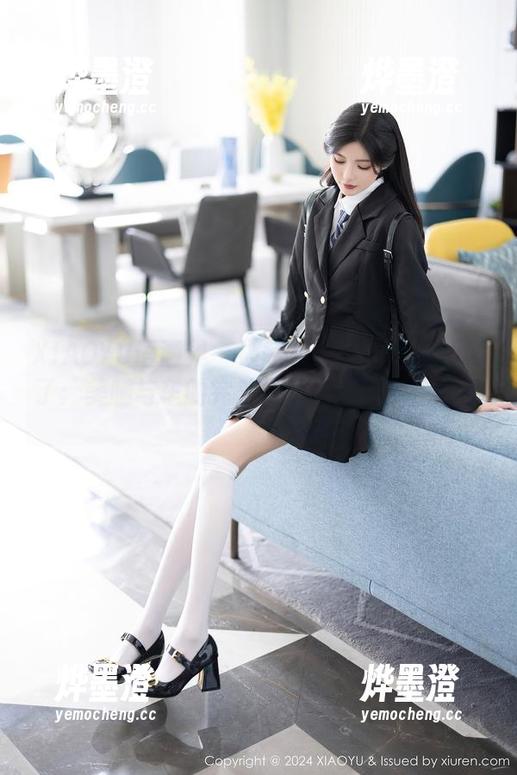 XIAOYU语画界-程程程 XIAOYU语画界 - 被程程程的私拍媚惑到了:美腿与车的完美搭档,资源就在这里。