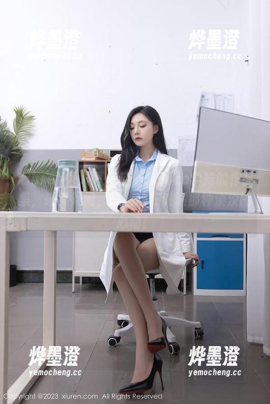 Xiuren秀人网 - 赵惟依coco学妹的作品集，毫无疑问，原图都在讲述那种淡淡的心动！