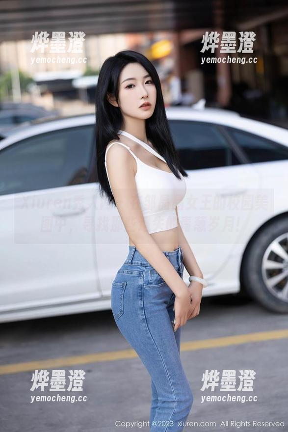 Xiuren秀人网 - 在邹晶晶女王的校园美图中，寻找那些遗失的青葱岁月！