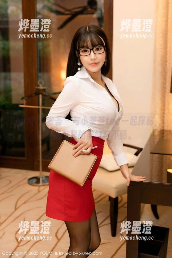YouMi尤蜜荟-小茶茶tea YouMi尤蜜荟 - 与小茶茶tea一起探秘,镂空图包里的美好与不羁。