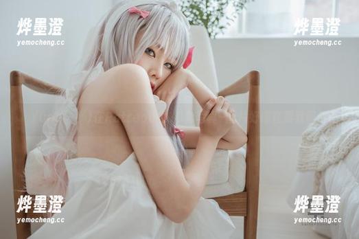 Yuna(윤아)在Patreon的10套写真–图片好像在跟我调情