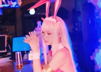 来吧，看看izumi泉桃子在写真里藏了多少秘密！