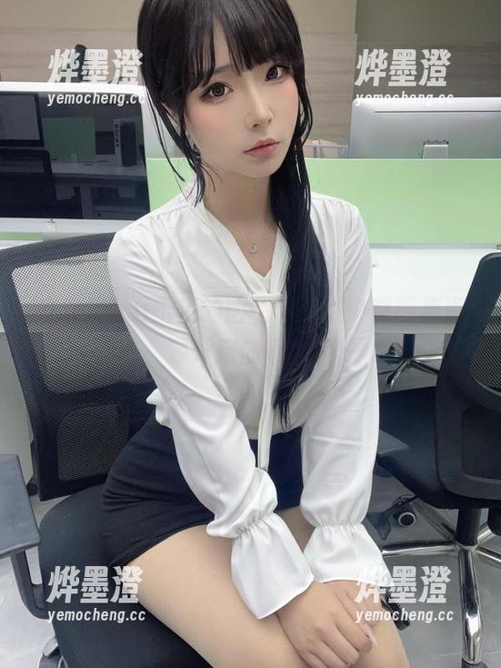 在yuuhui玉汇的画笔下，曦中蝶图集资源开启创意之旅