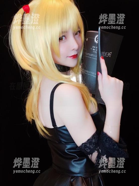 在原图和图包中寻找一小央泽助理姐姐的魅力，简直是个乐趣源泉！