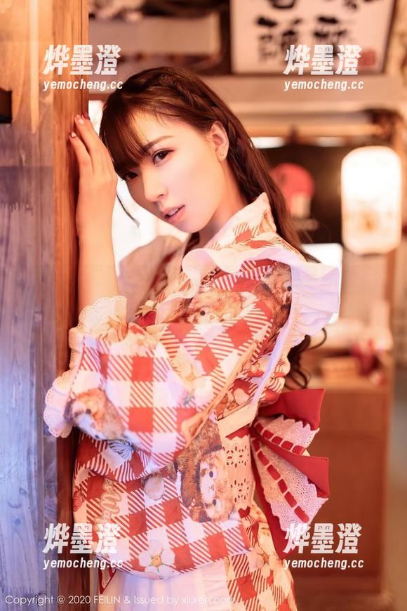 嗲囡囡 - 欣欣Rubybaby裸足套图更新，感觉总是在最微妙的地方打动我。