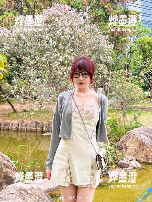 宝儿mysterial的旗袍写真集：下载后，谁能拒绝这样的诱惑？