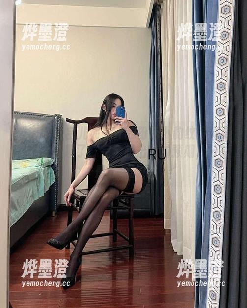 微密圈 - 宝儿茹171的粉色小豹纹写真集真是太有趣了，完全超出我的预期，分享是必须的！
