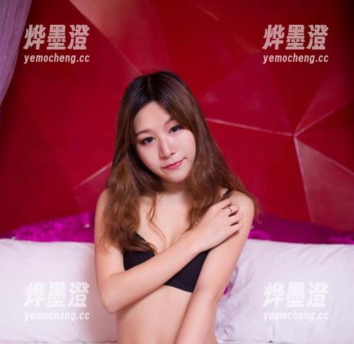 尤物馆 - 悦儿Yuky自拍：这些免费资源，真的是把我迷得不要不要的。