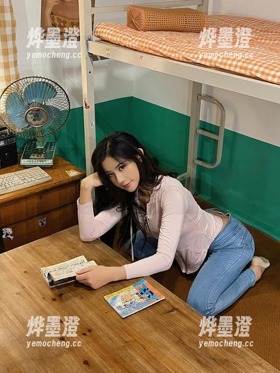 微密圈 - 就是阿朱啊的夏日清凉，看完我只想说套图太治愈，下载就是我的心愿！