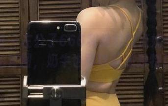 微密圈 – 左公子666和她的斑点奶牛：私拍套图，奶牛也可以超级独特！