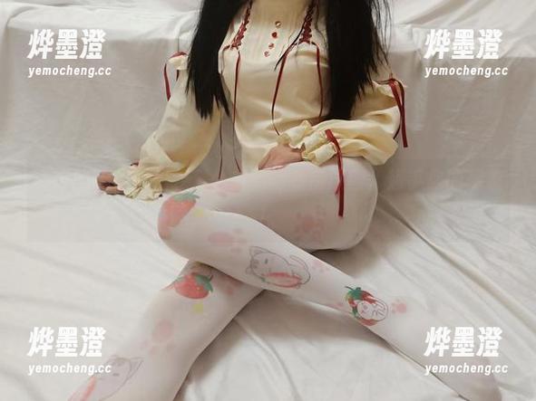 美脚的诱惑：想要个公主抱的私房原图，超乎你的想象！
