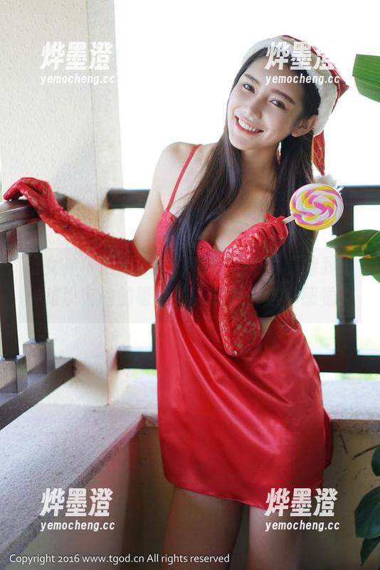 推女神 - 说真的，佟蔓的黑色写真给我一种难以言喻的吸引力，哎呀，这种感觉。