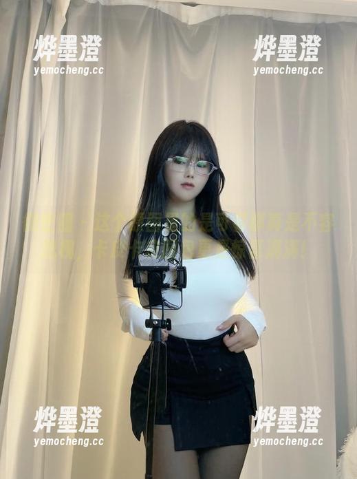微密圈 - 这个原图里的是可馨耶真是不容忽视，卡皮卡皮图包更是惊喜满满！