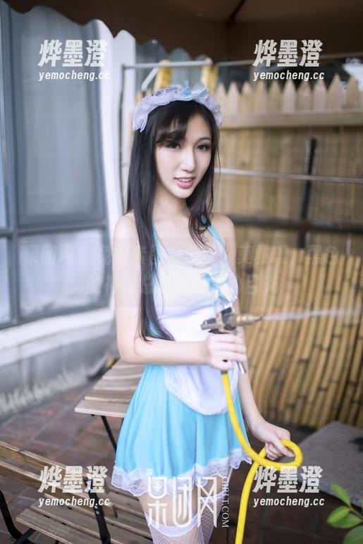 果团网 - 免费套图大放送：莫雅琪，黑色的神秘总是吸引我的目光