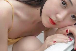 梦丝女神 – 一不小心，陷入香萱的网球少女图包，你确定这不是每个夏天的旅行清单？
