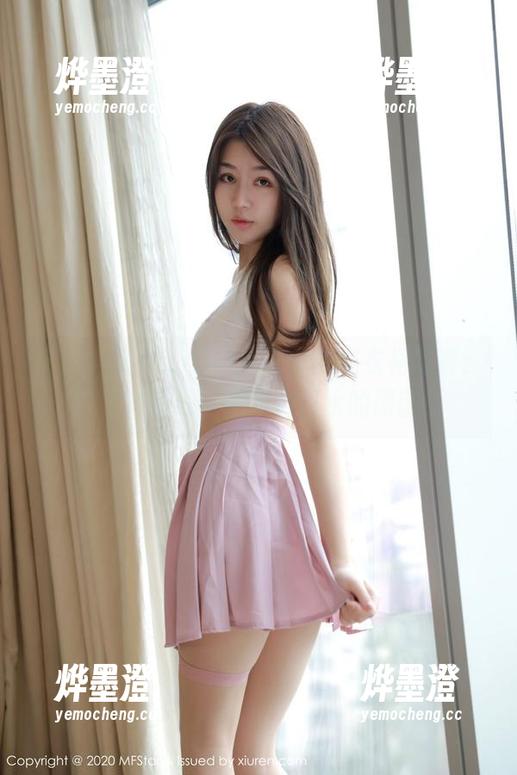 模范学院-SiByl李思宁 模范学院 - SiByl李思宁的连衣裙写真:这不是壁纸,是我流口水的原因!