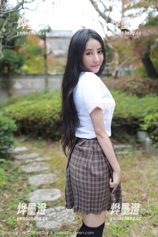 模范学院 - 在Wendy智秀的白色时光里，高清图包就像一阵温暖的风！