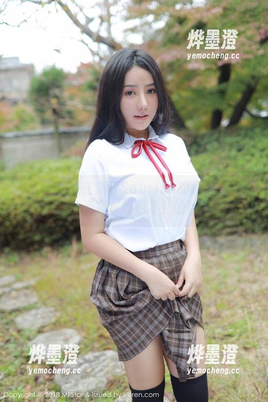 模范学院-许诺Sabrina 模范学院 - 在许诺Sabrina的居家图库里,分享那些意想不到的瞬间