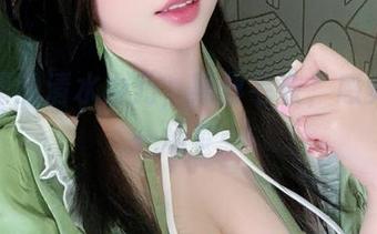 原图里的清水由乃，黑丝毛衣，感觉就像一场梦…
