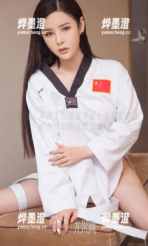 爱尤物 - 开课了！来看看孟十朵教室的新图包，吸睛指数爆表！