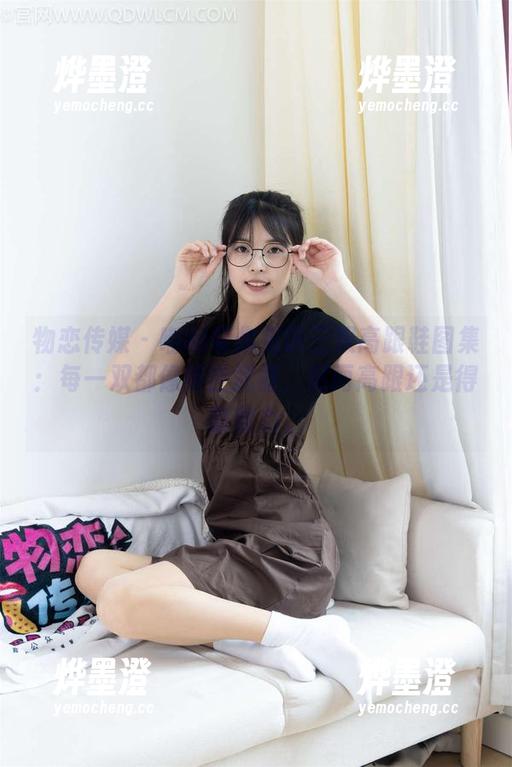 物恋传媒 - 嘟嘟带你见识三双高跟鞋图集：每一双都像绝世武器，然而高跟还是得靠毅力。