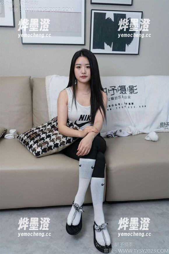 甜予摄影 - 免费来一场关于诺诺的裸足写真旅行，瞧，那些脚丫子在说什么！