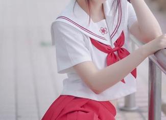 一场图集的旋律！疯猫ss2022夏日限定，吉他妹妹与牛仔裤的魅力碰撞，更新是要炸裂的…