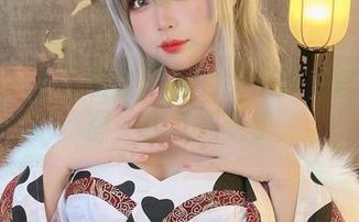 不服气？来看看白烨烨的女王指挥官写真资源，你就知道了