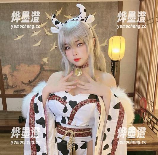 不服气？来看看白烨烨的女王指挥官写真资源，你就知道了