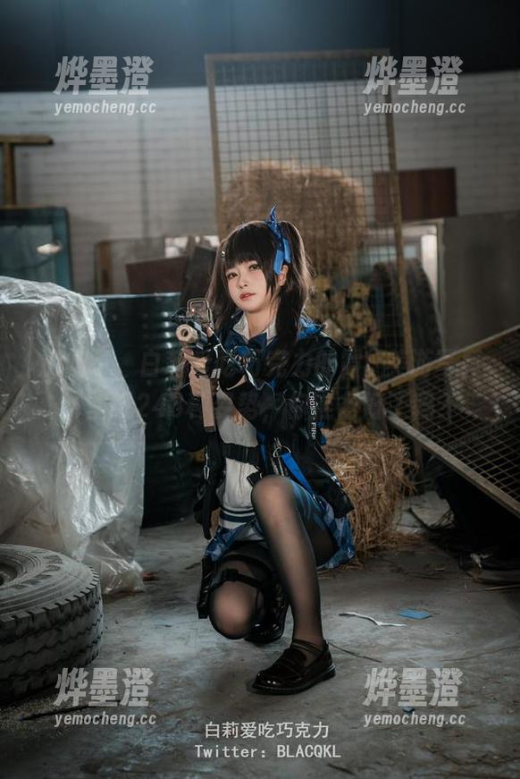 别傻了，白莉爱吃巧克力的霞沢美游写真，壁纸243种姿势，你准备好了吗？