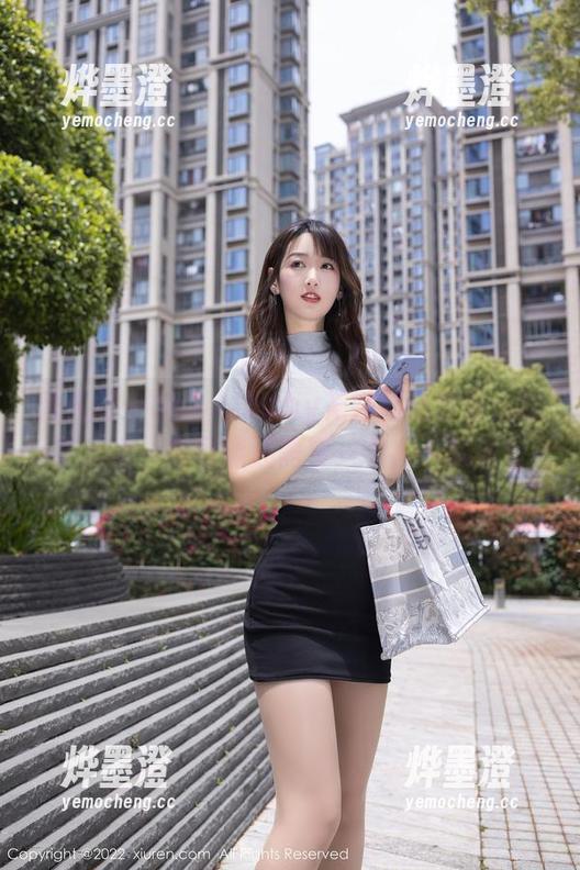 秀人网 - Suki_baby花嫁精选套图：除了心动，你可能还需要一个人一起看！