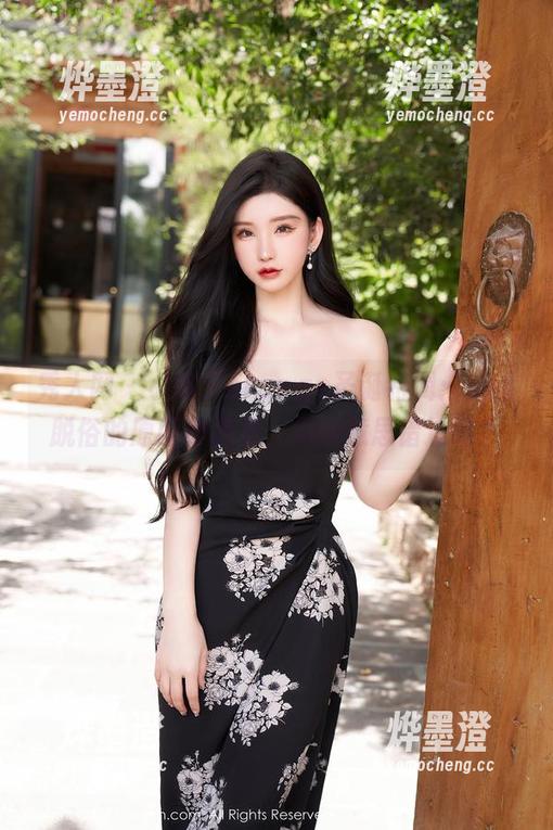 秀人网 - 小橘子orange圣诞特辑：清新脱俗的原图作品集，你好意思错过吗？