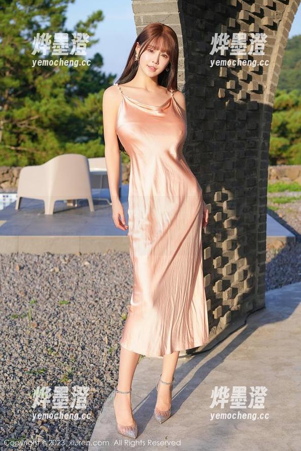 秀人网 - 智恩baby夏天合集：网盘中的清凉一夏，谁还在等热浪来袭？