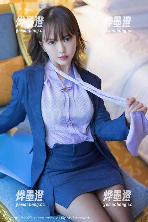 秀人网 - 欧阳妮娜娜的礼服：原图让人心动，合集却让我停不下来！