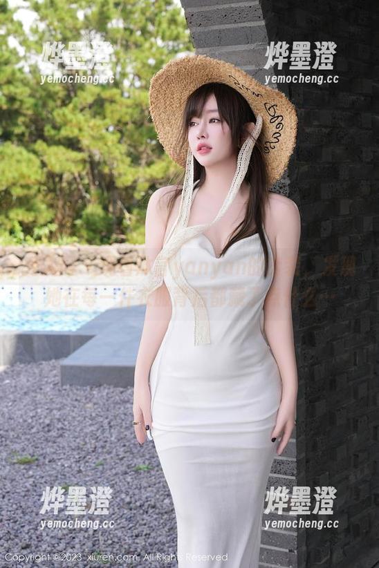 秀人网-沐言yanyan 秀人网 - 观看沐言yanyan的套装,发现她在每一件衣服背后都藏了点什么…