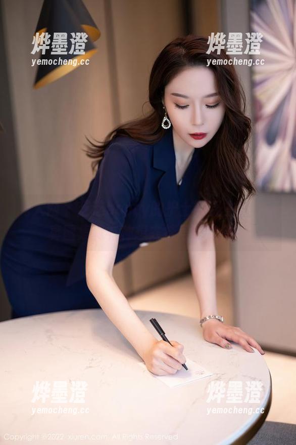 秀人网 - 芝芝booty的护士制服主题，写真图集真有种想去挂号的冲动！