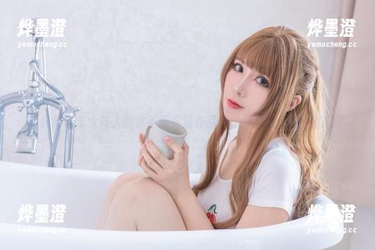 一起驶向羊大真人的水手服高清作品集，海风中有点小情愫？