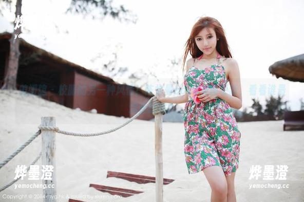 美媛馆 - 校服的另一种风情！陈怡曼coco美图更新，看看谁最适合拍照？