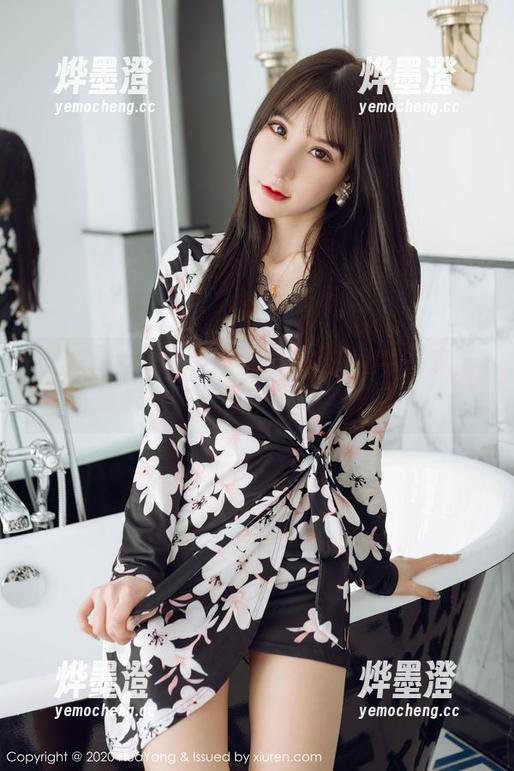 花漾show - 乔漫妮mina的奶牛写真集新鲜出炉：最新画面太养眼！