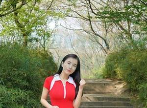 微密圈 – 从图库探秘辣妈女神的红裙，高清影像里的轻松闲聊