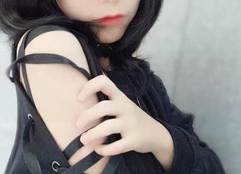原图合集大揭秘：逐月Su与少女阿狸的绮丽瞬间！