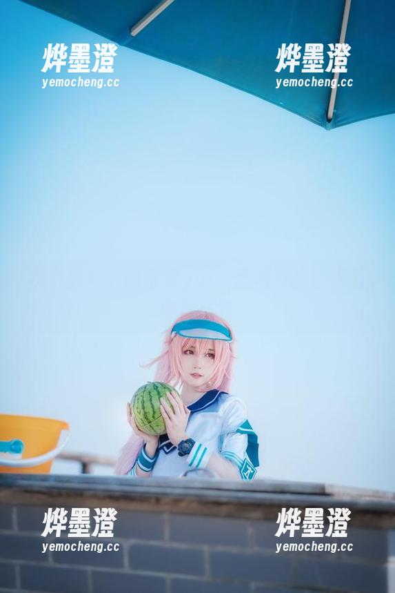 那条黑丝下的金鱼yui：高清写真，细节中的趣味